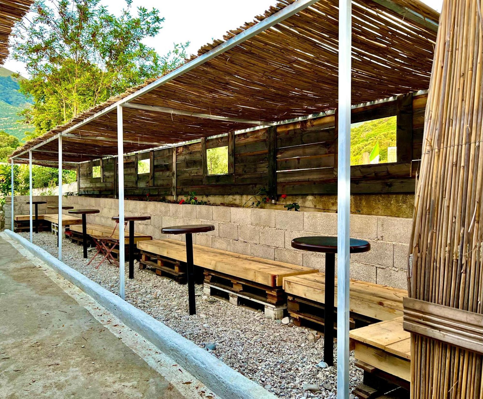 Garden Villa Naza Piqeras Esterno foto
